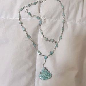 Neckless blue beads with bracelet very light weight and beautiful blue